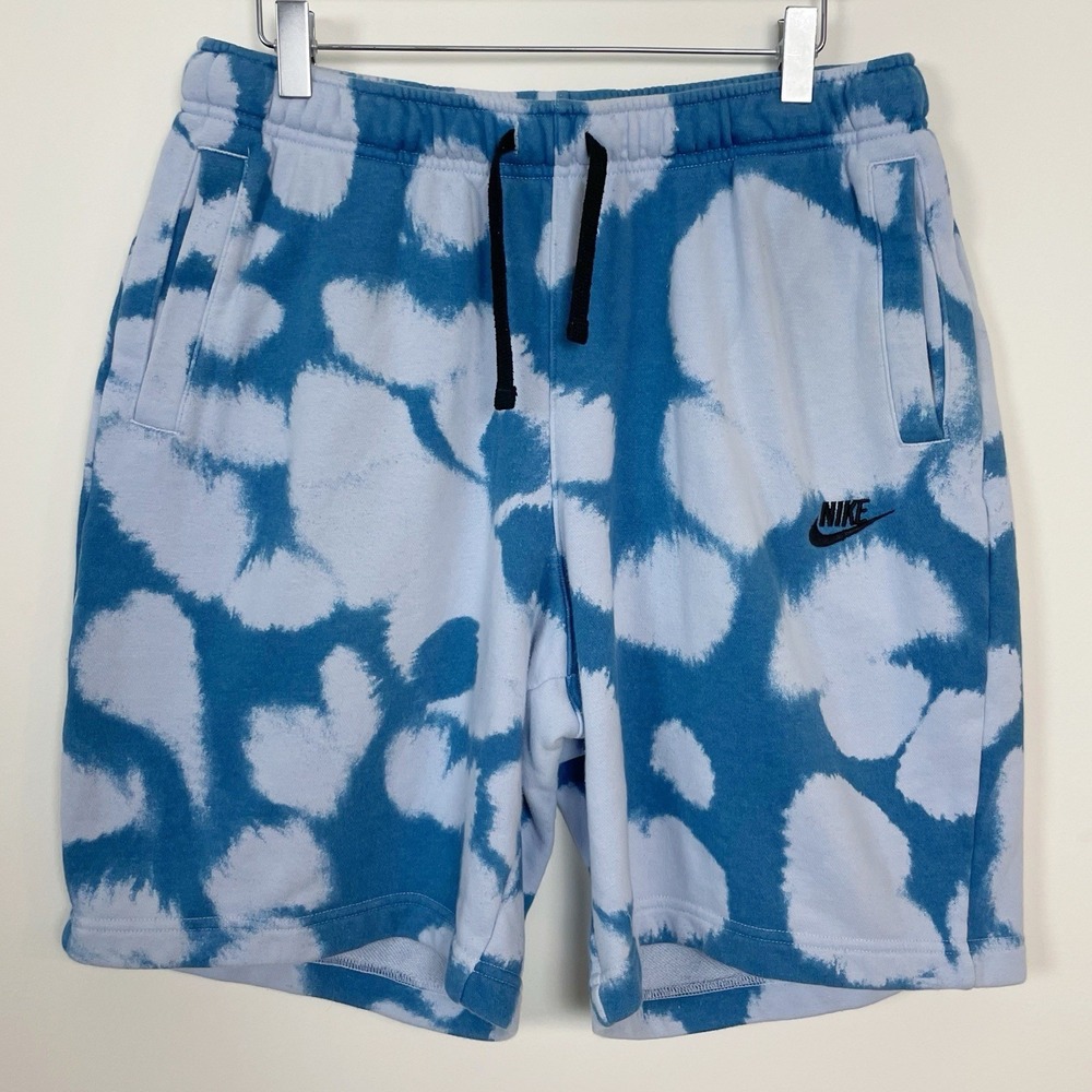 Nike Men's L Sportswear Essentials Tie Dye French Terry Shorts Blue White Clouds